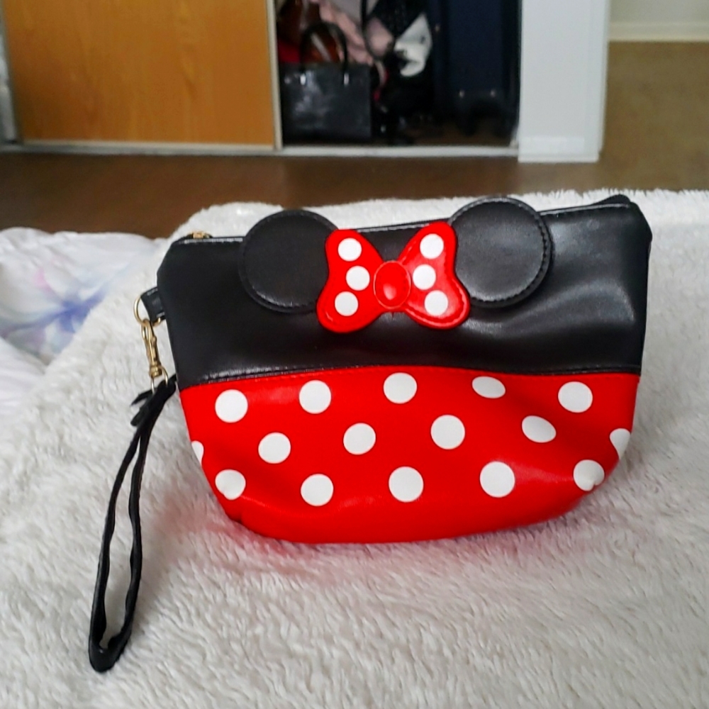Minnie Mouse Wristlet